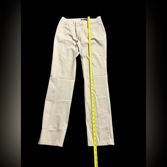 Lafayette 148 New York
Cropped Straight-Leg Denim Jeans size 6 - Picture 8 of 13